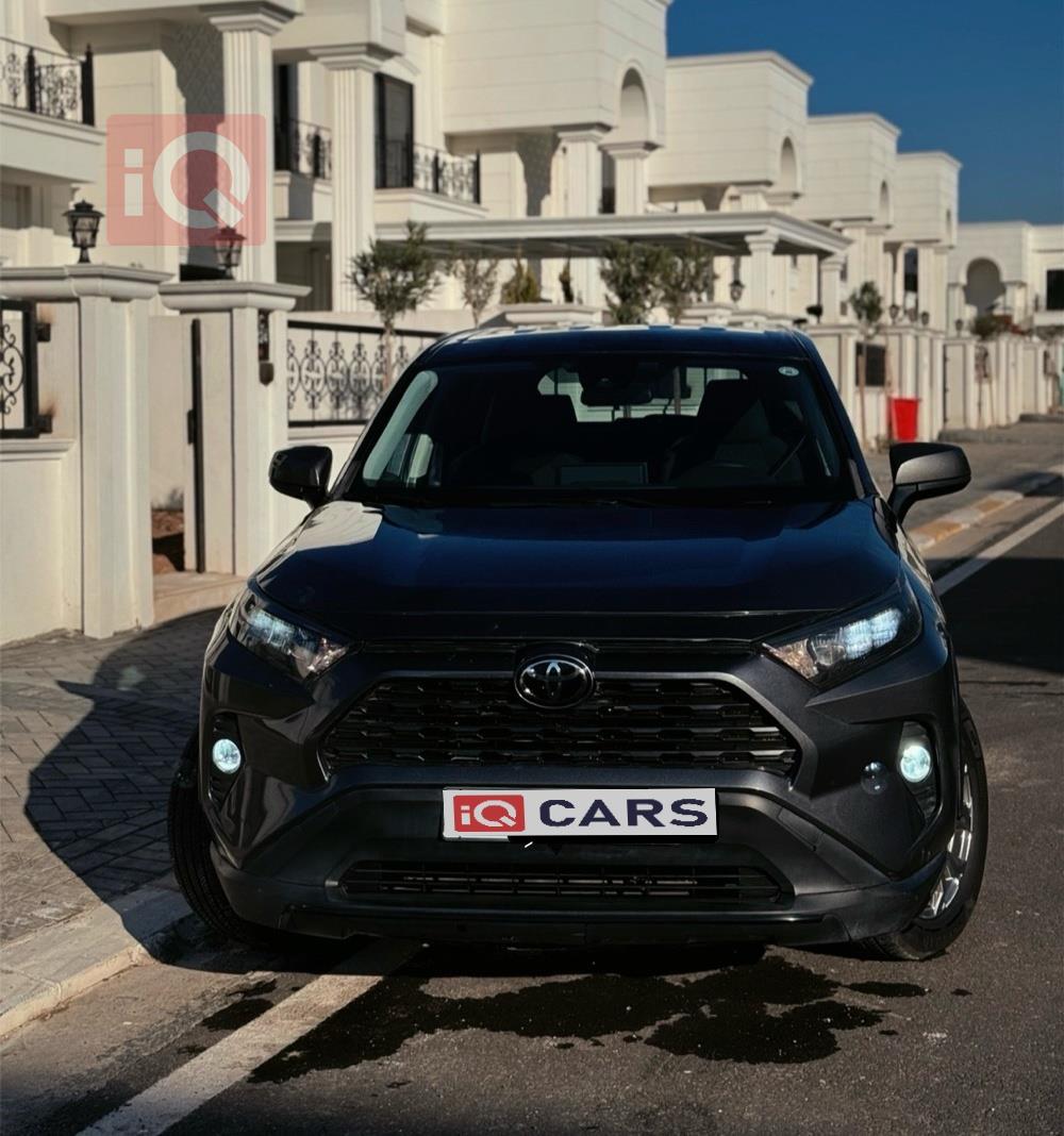 تويوتا راف 4